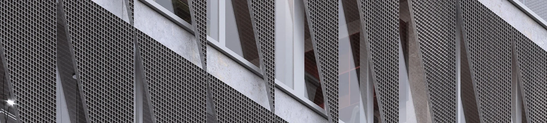 Začala betonáž ledové plochy