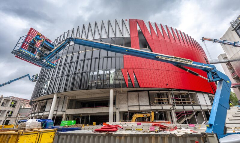 Výstavba arény